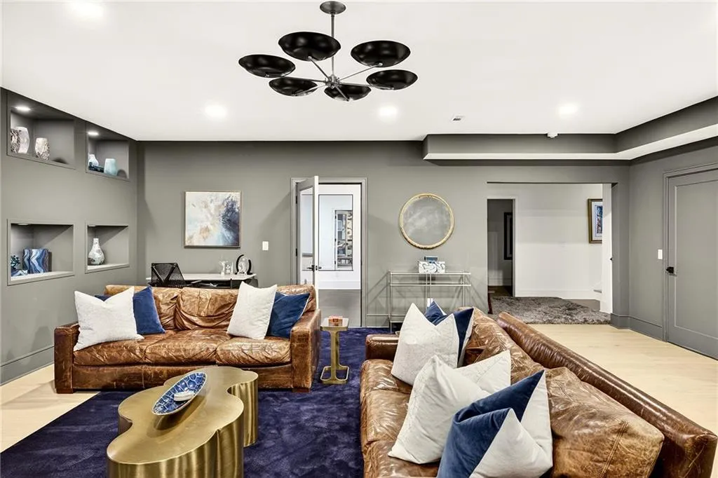 715 Amberidge Trail, Sandy Springs, Georgia 30328, 6 Bedrooms Bedrooms, ,5 BathroomsBathrooms,Residential,For Sale,715 Amberidge Trail,7731076