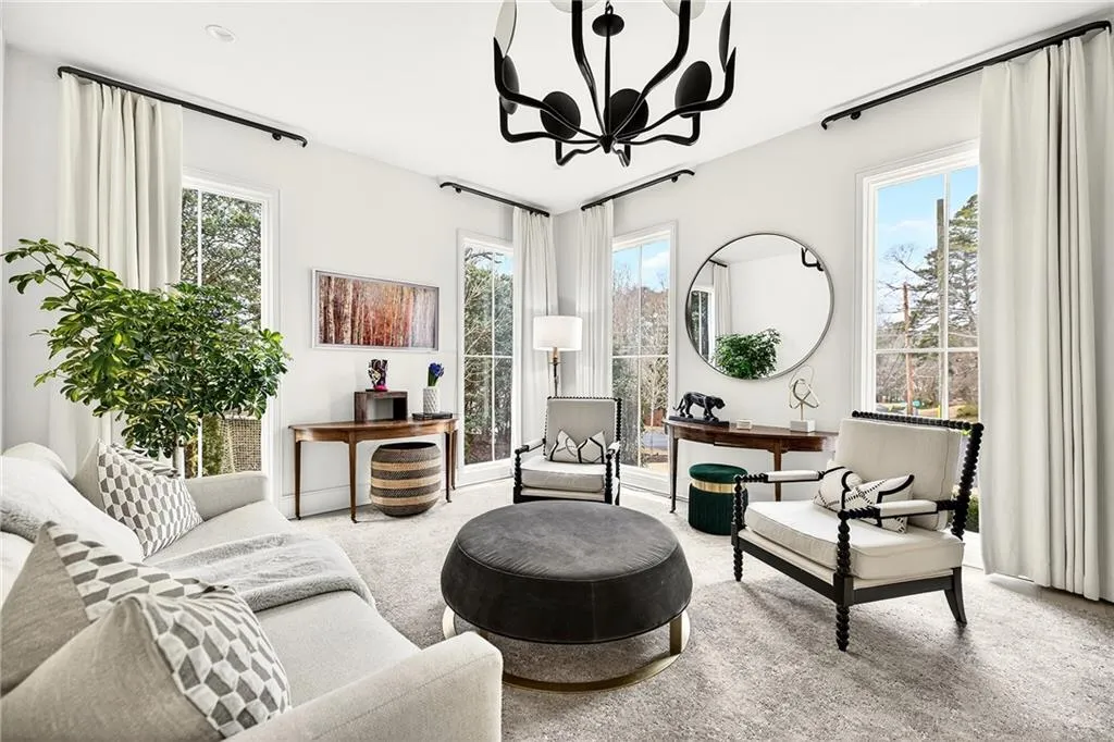 715 Amberidge Trail, Sandy Springs, Georgia 30328, 6 Bedrooms Bedrooms, ,5 BathroomsBathrooms,Residential,For Sale,715 Amberidge Trail,7731076