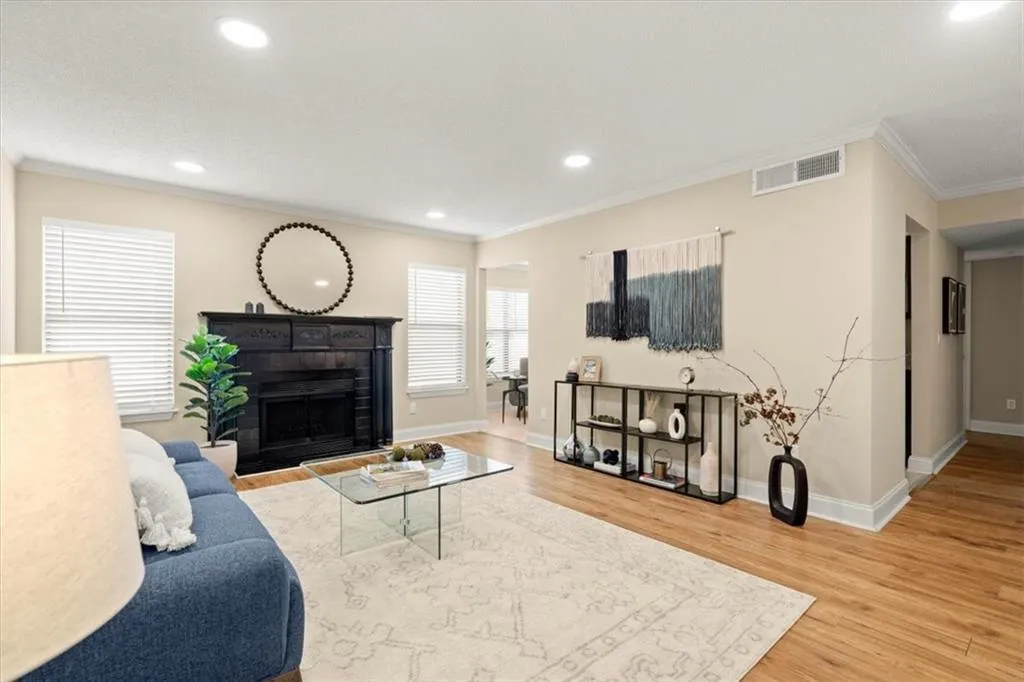 2503 Huntingdon Chase, Atlanta, Georgia 30350, 2 Bedrooms Bedrooms, ,2 BathroomsBathrooms,Residential,Sold,2503 Huntingdon Chase,7416410