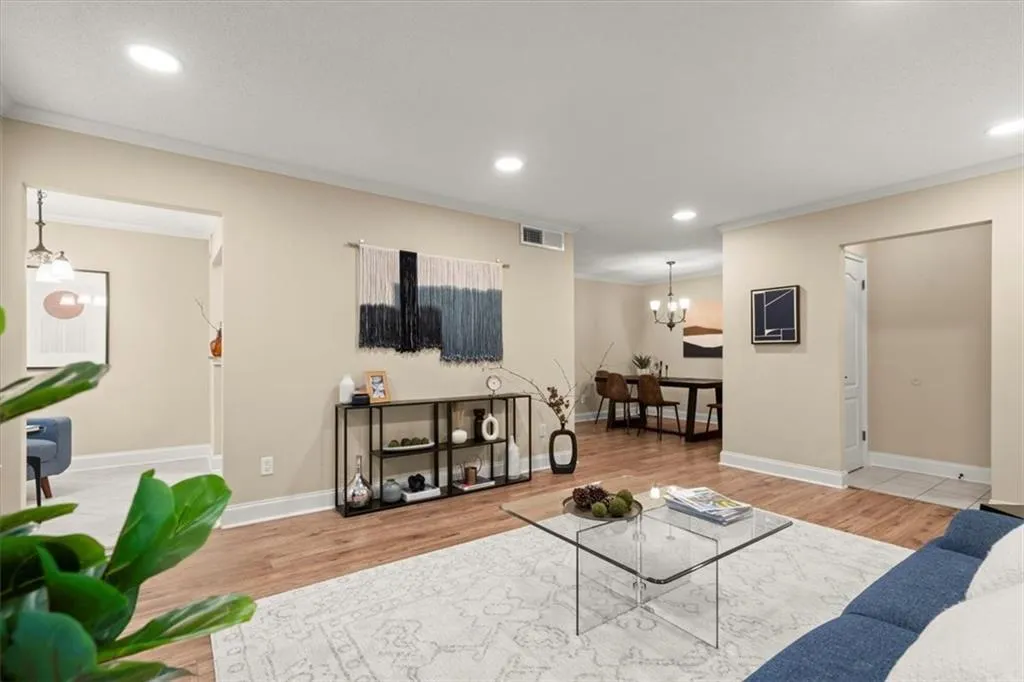 2503 Huntingdon Chase, Atlanta, Georgia 30350, 2 Bedrooms Bedrooms, ,2 BathroomsBathrooms,Residential,Sold,2503 Huntingdon Chase,7416410