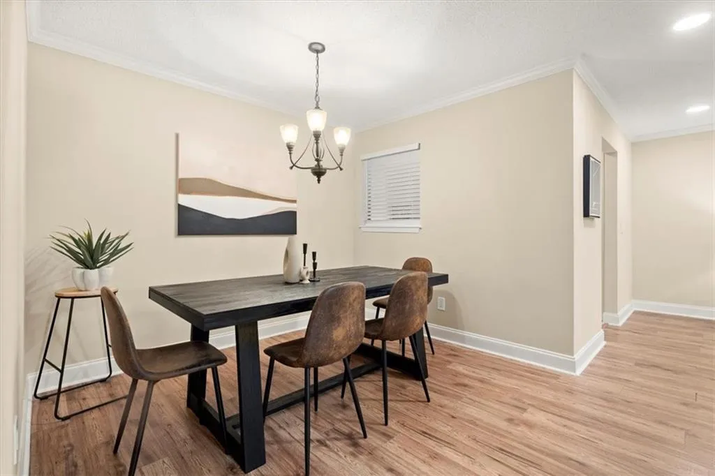 2503 Huntingdon Chase, Atlanta, Georgia 30350, 2 Bedrooms Bedrooms, ,2 BathroomsBathrooms,Residential,Sold,2503 Huntingdon Chase,7416410