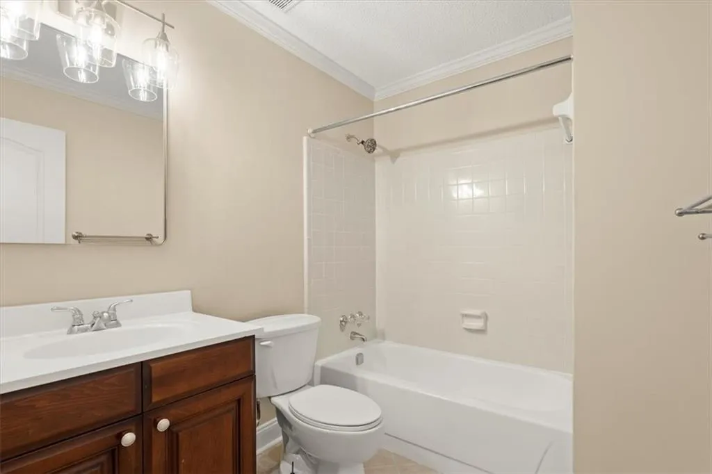 2503 Huntingdon Chase, Atlanta, Georgia 30350, 2 Bedrooms Bedrooms, ,2 BathroomsBathrooms,Residential,Sold,2503 Huntingdon Chase,7416410