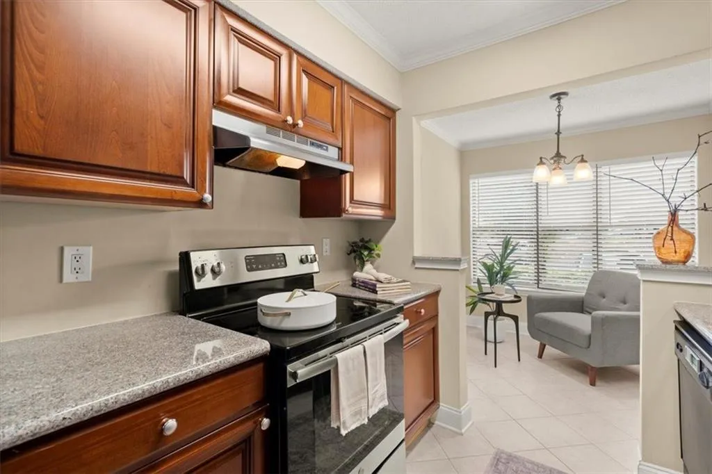 2503 Huntingdon Chase, Atlanta, Georgia 30350, 2 Bedrooms Bedrooms, ,2 BathroomsBathrooms,Residential,Sold,2503 Huntingdon Chase,7416410