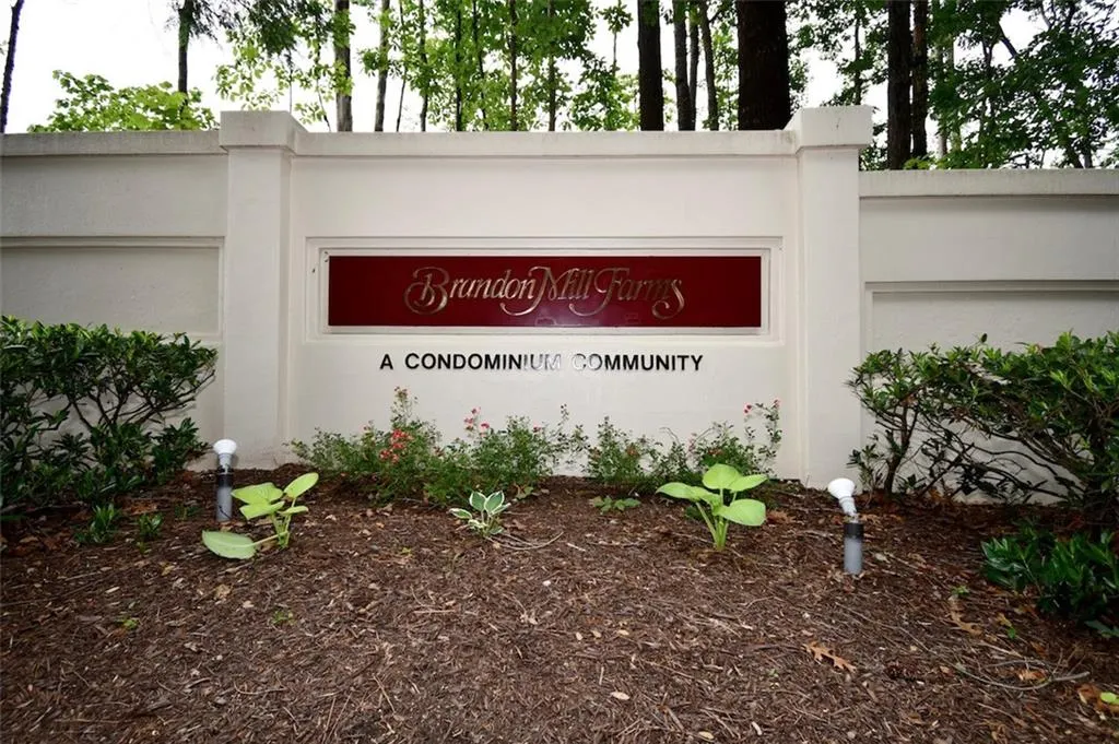 2503 Huntingdon Chase, Atlanta, Georgia 30350, 2 Bedrooms Bedrooms, ,2 BathroomsBathrooms,Residential,Sold,2503 Huntingdon Chase,7416410
