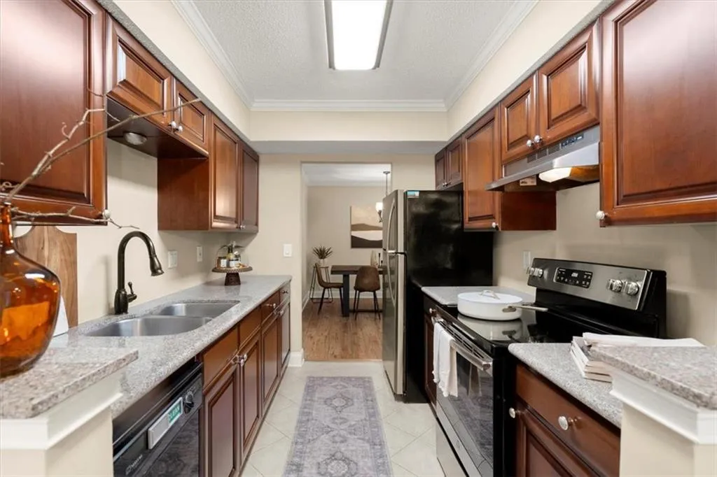 2503 Huntingdon Chase, Atlanta, Georgia 30350, 2 Bedrooms Bedrooms, ,2 BathroomsBathrooms,Residential,Sold,2503 Huntingdon Chase,7416410