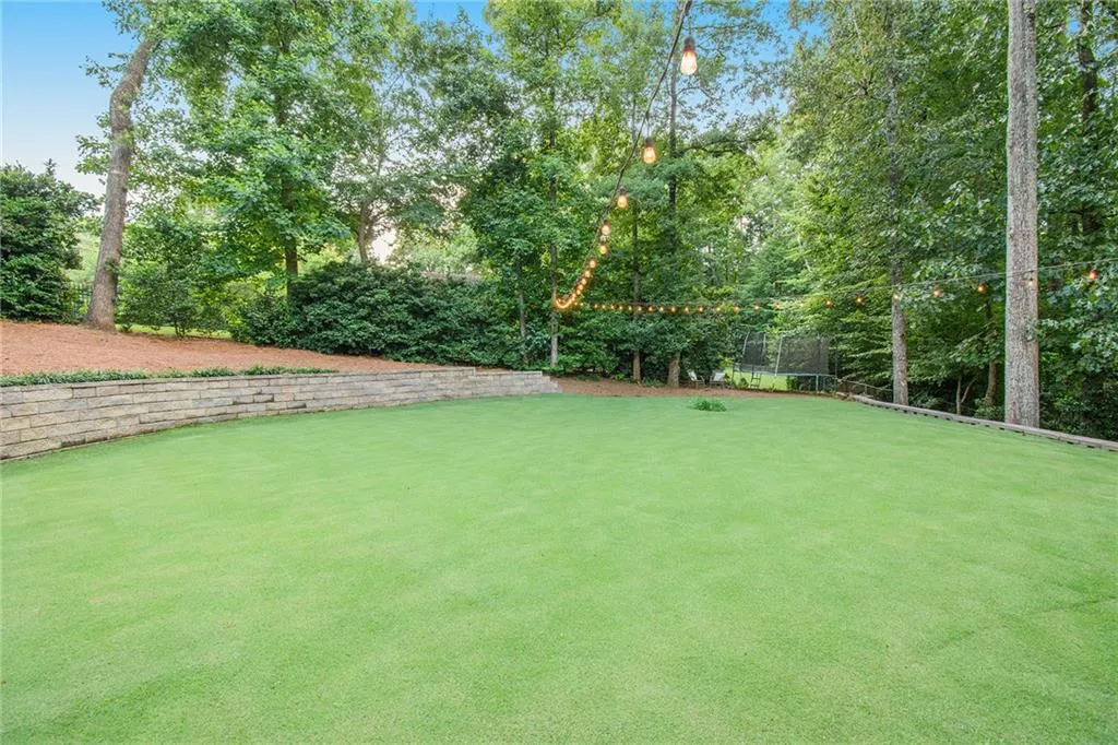 7170 Riverside Way, Sandy Springs, Georgia 30328, 5 Bedrooms Bedrooms, ,3 BathroomsBathrooms,Residential,Sold,7170 Riverside Way,6915596