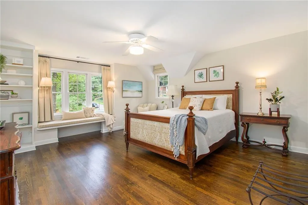 7170 Riverside Way, Sandy Springs, Georgia 30328, 5 Bedrooms Bedrooms, ,3 BathroomsBathrooms,Residential,Sold,7170 Riverside Way,6915596