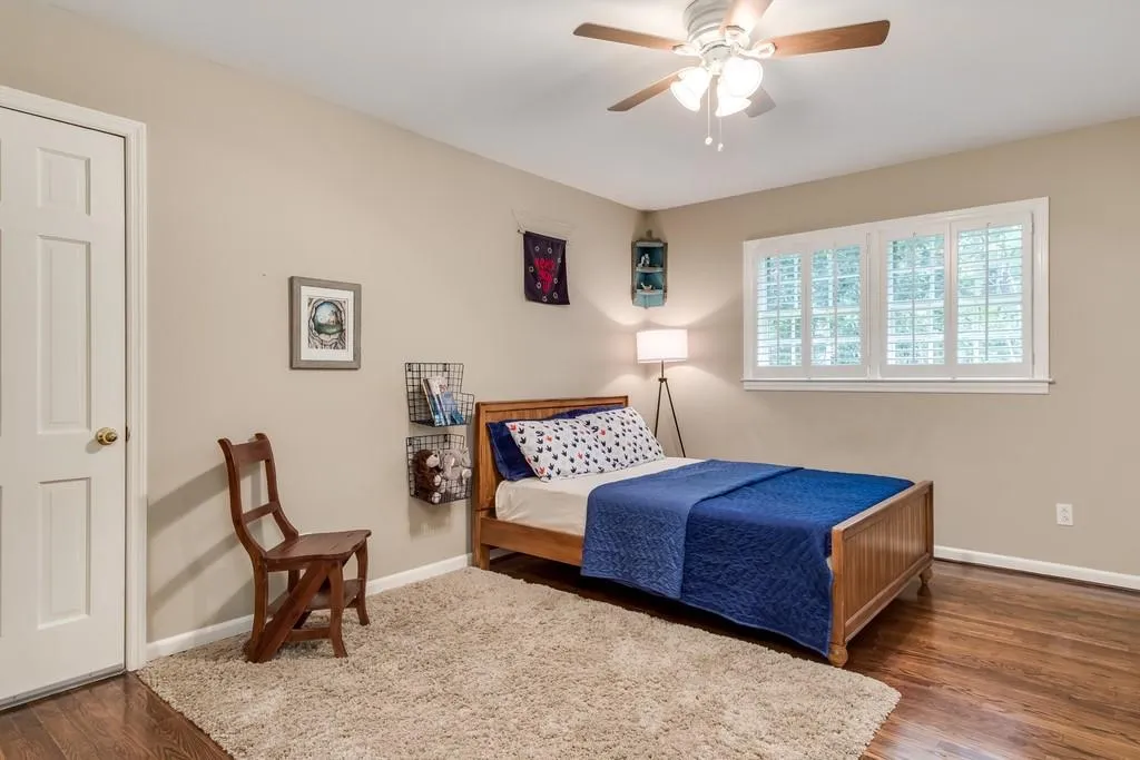 380 Elden Drive Ne, Sandy Springs, Georgia 30342, 4 Bedrooms Bedrooms, ,3 BathroomsBathrooms,Residential,Sold,380 Elden Drive Ne,6573611