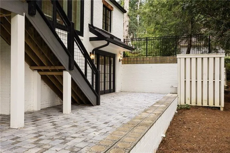 1155 Peachtree Battle Avenue Nw, Atlanta, Georgia 30327, 5 Bedrooms Bedrooms, ,4 BathroomsBathrooms,Residential,For Sale,1155 Peachtree Battle Avenue Nw,7664071
