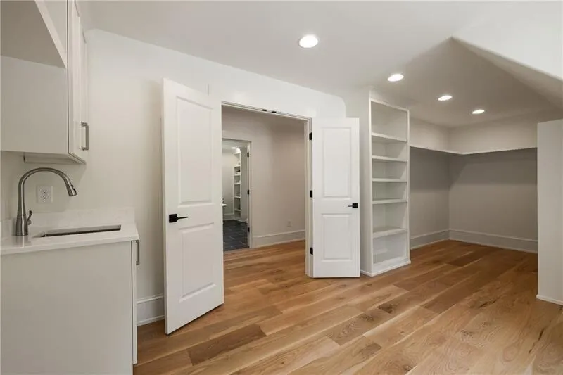1155 Peachtree Battle Avenue Nw, Atlanta, Georgia 30327, 5 Bedrooms Bedrooms, ,4 BathroomsBathrooms,Residential,For Sale,1155 Peachtree Battle Avenue Nw,7664071