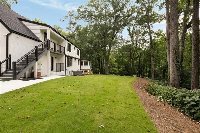 1155 Peachtree Battle Avenue Nw, Atlanta, Georgia 30327, 5 Bedrooms Bedrooms, ,4 BathroomsBathrooms,Residential,For Sale,1155 Peachtree Battle Avenue Nw,7664071