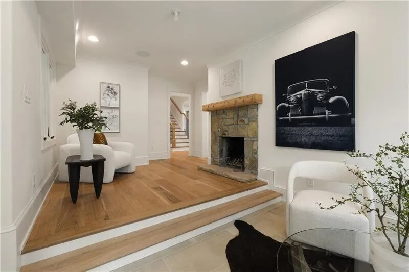 1155 Peachtree Battle Avenue Nw, Atlanta, Georgia 30327, 5 Bedrooms Bedrooms, ,4 BathroomsBathrooms,Residential,For Sale,1155 Peachtree Battle Avenue Nw,7664071