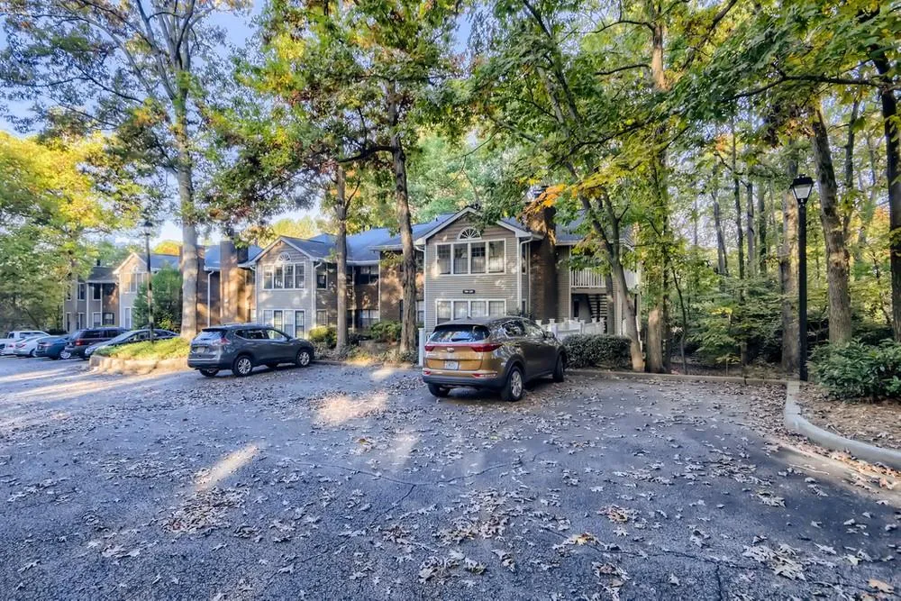 107 Barrington Hills Drive, Sandy Springs, Georgia 30350, 2 Bedrooms Bedrooms, ,2 BathroomsBathrooms,Residential,Sold,107 Barrington Hills Drive,6964849