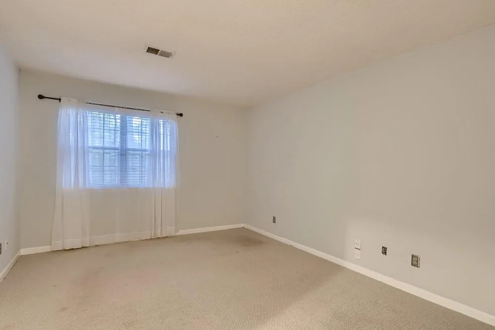 107 Barrington Hills Drive, Sandy Springs, Georgia 30350, 2 Bedrooms Bedrooms, ,2 BathroomsBathrooms,Residential,Sold,107 Barrington Hills Drive,6964849