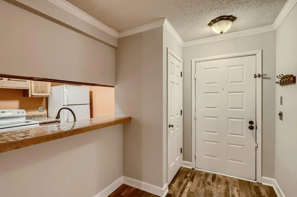 107 Barrington Hills Drive, Sandy Springs, Georgia 30350, 2 Bedrooms Bedrooms, ,2 BathroomsBathrooms,Residential,Sold,107 Barrington Hills Drive,6964849