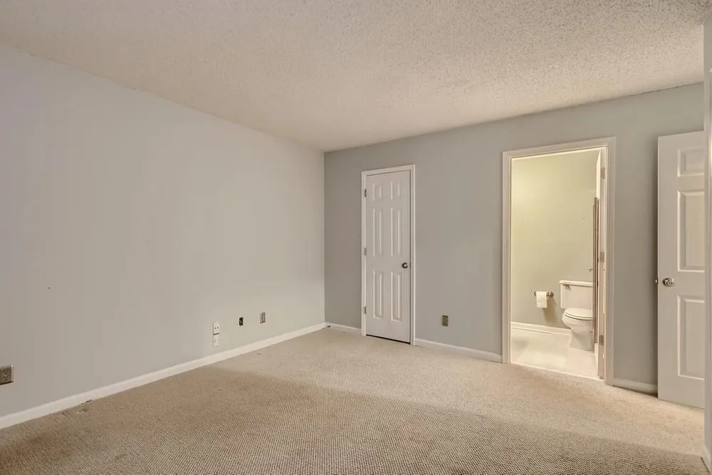 107 Barrington Hills Drive, Sandy Springs, Georgia 30350, 2 Bedrooms Bedrooms, ,2 BathroomsBathrooms,Residential,Sold,107 Barrington Hills Drive,6964849