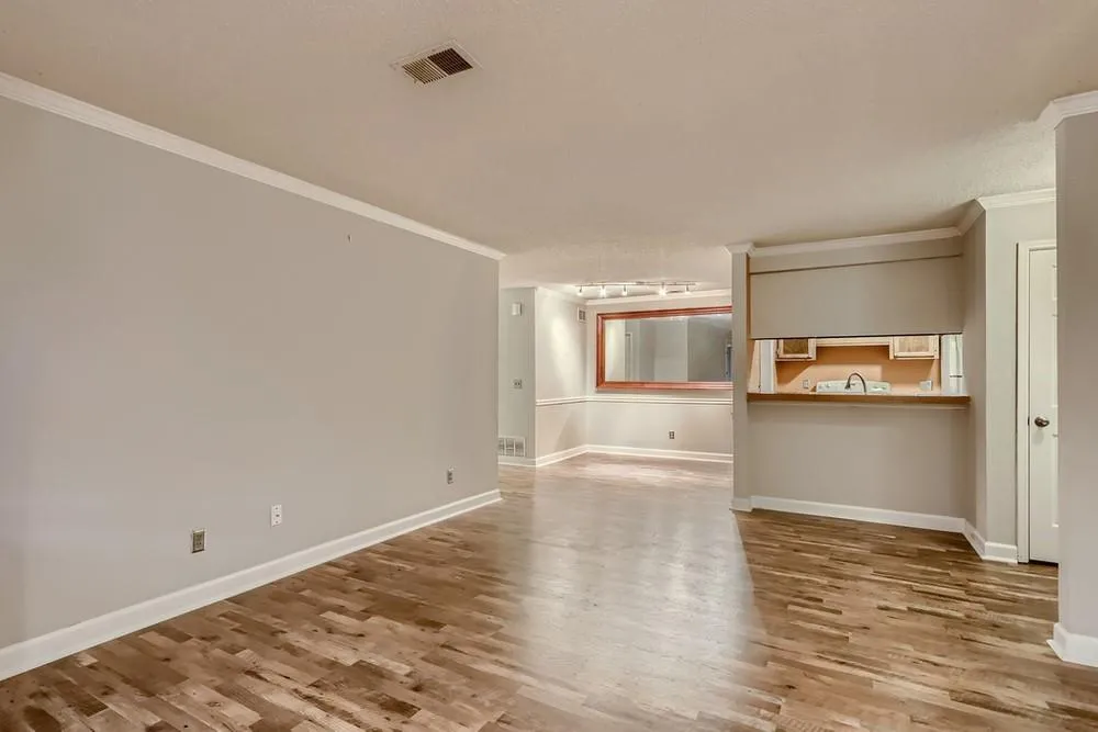 107 Barrington Hills Drive, Sandy Springs, Georgia 30350, 2 Bedrooms Bedrooms, ,2 BathroomsBathrooms,Residential,Sold,107 Barrington Hills Drive,6964849