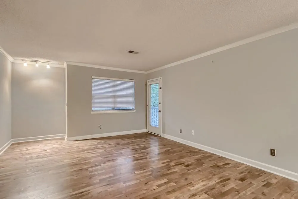 107 Barrington Hills Drive, Sandy Springs, Georgia 30350, 2 Bedrooms Bedrooms, ,2 BathroomsBathrooms,Residential,Sold,107 Barrington Hills Drive,6964849