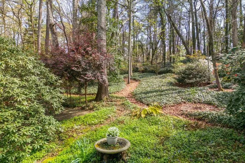 6795 Brandon Mill Road, Atlanta, Georgia 30328, 3 Bedrooms Bedrooms, ,2 BathroomsBathrooms,Residential,For Sale,6795 Brandon Mill Road,7617270
