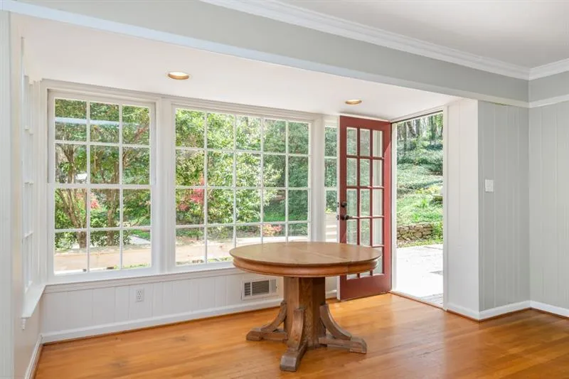 6795 Brandon Mill Road, Atlanta, Georgia 30328, 3 Bedrooms Bedrooms, ,2 BathroomsBathrooms,Residential,For Sale,6795 Brandon Mill Road,7617270