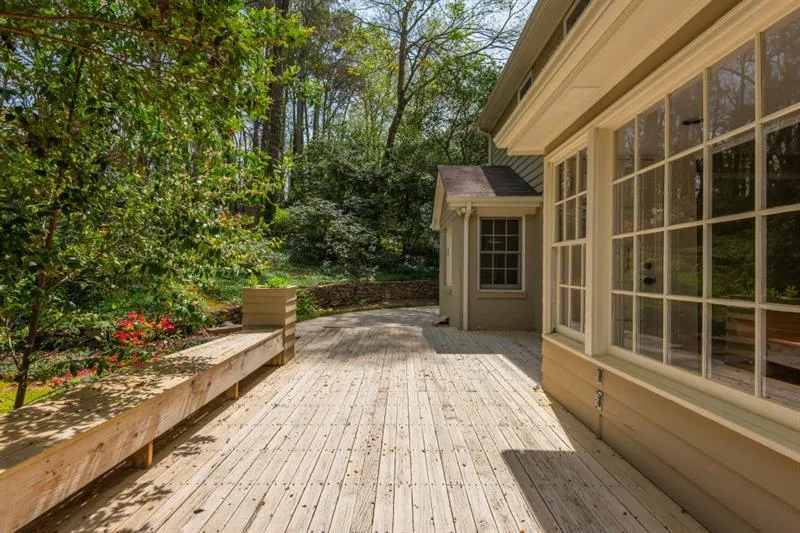 6795 Brandon Mill Road, Atlanta, Georgia 30328, 3 Bedrooms Bedrooms, ,2 BathroomsBathrooms,Residential,For Sale,6795 Brandon Mill Road,7617270