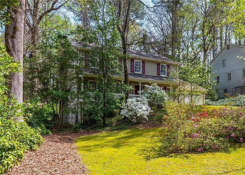 6795 Brandon Mill Road, Atlanta, Georgia 30328, 3 Bedrooms Bedrooms, ,2 BathroomsBathrooms,Residential,For Sale,6795 Brandon Mill Road,7617270