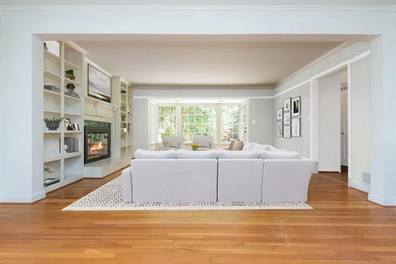 6795 Brandon Mill Road, Atlanta, Georgia 30328, 3 Bedrooms Bedrooms, ,2 BathroomsBathrooms,Residential,For Sale,6795 Brandon Mill Road,7617270