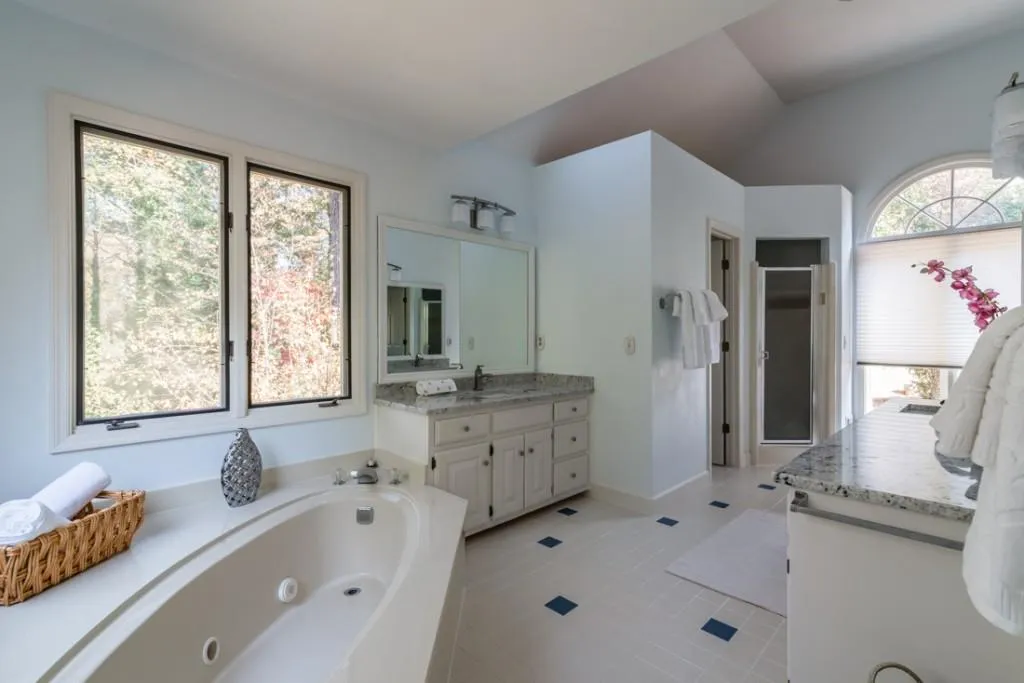 480 Stone Mill Trail, Sandy Springs, Georgia 30328, 5 Bedrooms Bedrooms, ,4 BathroomsBathrooms,Residential,Sold,480 Stone Mill Trail,5770215