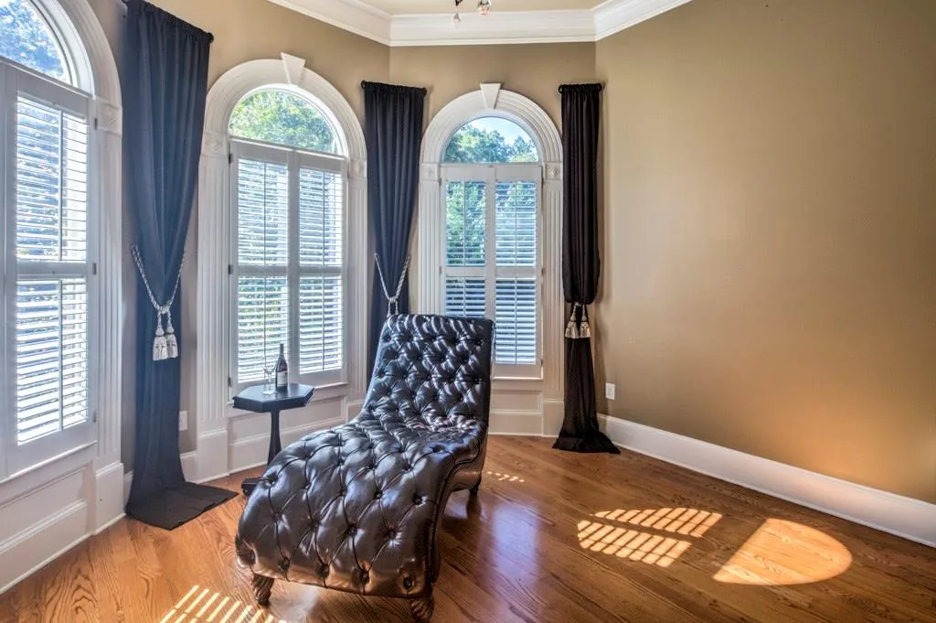 8315 Grogans Ferry Road, Sandy Springs, Georgia 30350, 5 Bedrooms Bedrooms, ,5 BathroomsBathrooms,Residential,Sold,8315 Grogans Ferry Road,5919322