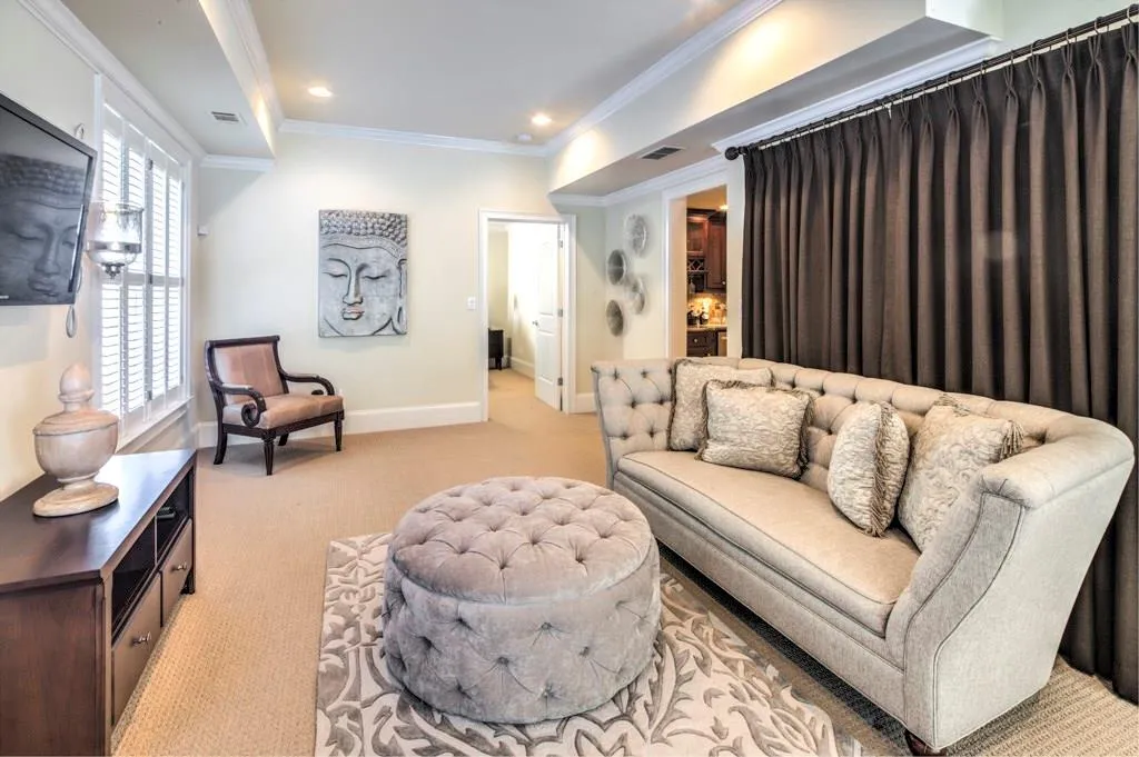 8315 Grogans Ferry Road, Sandy Springs, Georgia 30350, 5 Bedrooms Bedrooms, ,5 BathroomsBathrooms,Residential,Sold,8315 Grogans Ferry Road,5919322