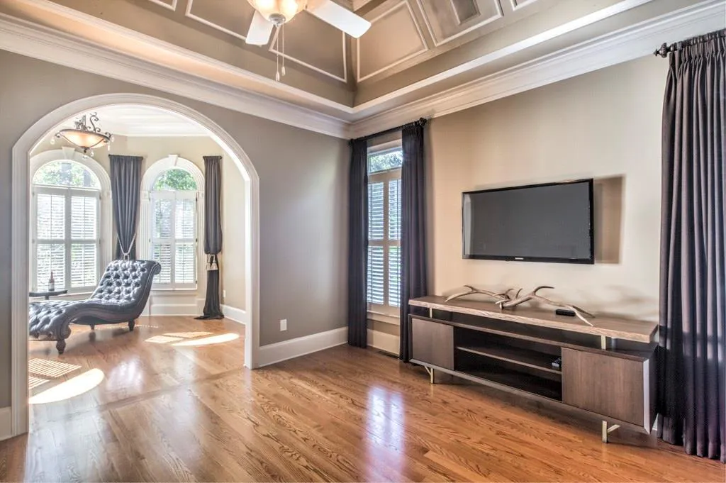 8315 Grogans Ferry Road, Sandy Springs, Georgia 30350, 5 Bedrooms Bedrooms, ,5 BathroomsBathrooms,Residential,Sold,8315 Grogans Ferry Road,5919322