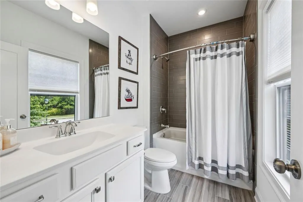 4011 Eamont Lane, Sandy Springs, Georgia 30328, 3 Bedrooms Bedrooms, ,3 BathroomsBathrooms,Residential,For Sale,4011 Eamont Lane,7644720