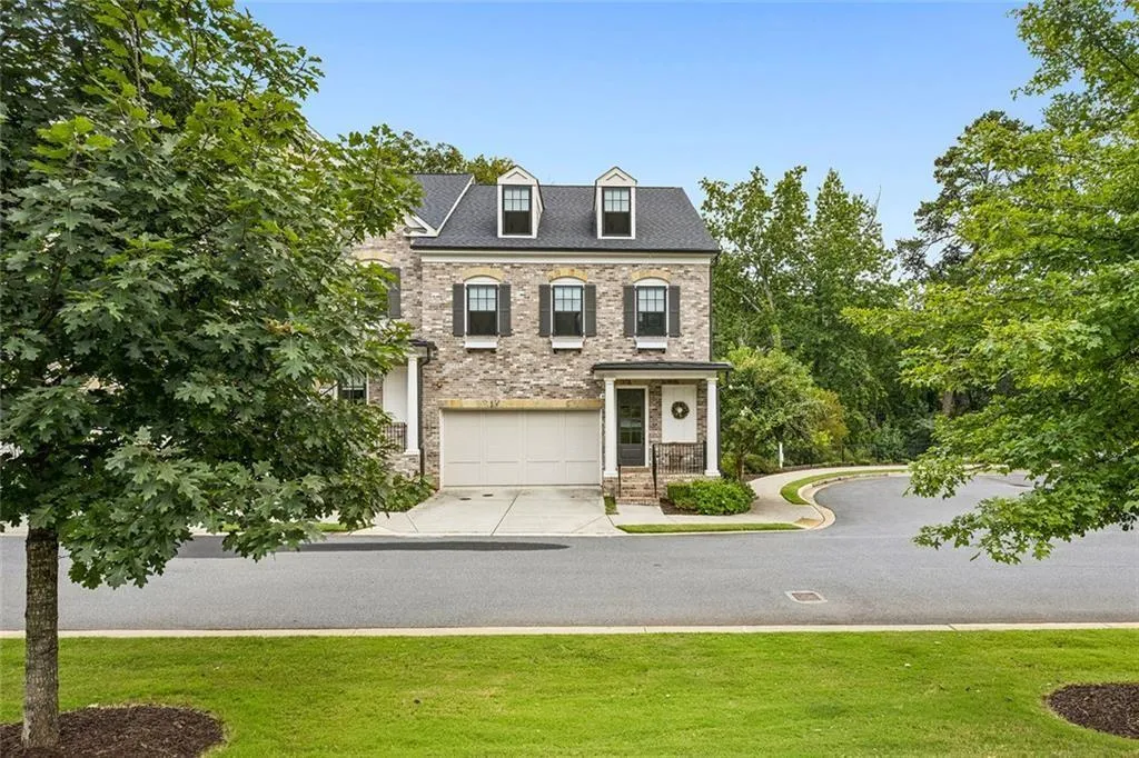 4011 Eamont Lane, Sandy Springs, Georgia 30328, 3 Bedrooms Bedrooms, ,3 BathroomsBathrooms,Residential,For Sale,4011 Eamont Lane,7644720