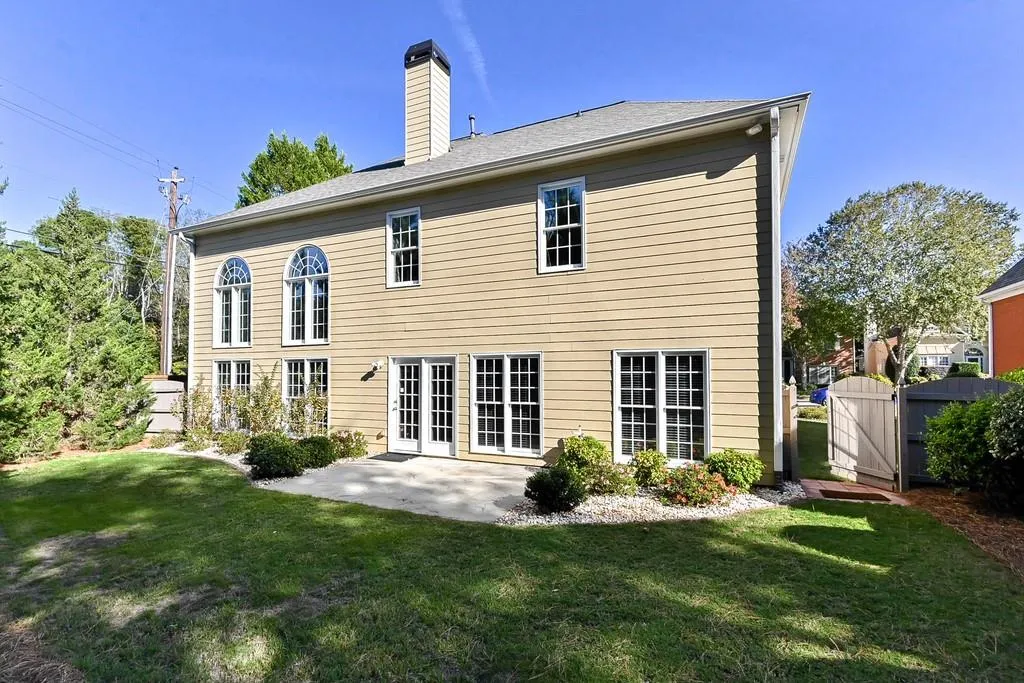 205 Somerset Court, Sandy Springs, Georgia 30350, 3 Bedrooms Bedrooms, ,2 BathroomsBathrooms,Residential,Sold,205 Somerset Court,6639315
