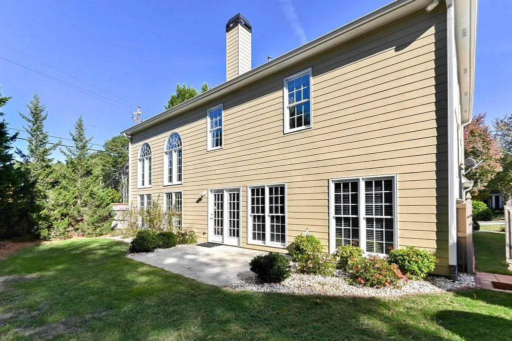 205 Somerset Court, Sandy Springs, Georgia 30350, 3 Bedrooms Bedrooms, ,2 BathroomsBathrooms,Residential,Sold,205 Somerset Court,6639315