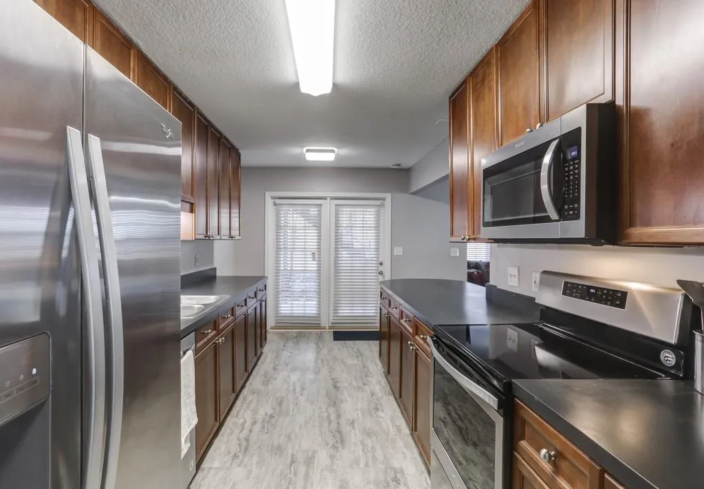 750 Dalrymple Road Unit D2, Sandy Springs, Georgia 30328, 3 Bedrooms Bedrooms, ,2 BathroomsBathrooms,Residential,Sold,750 Dalrymple Road Unit D2,6830576