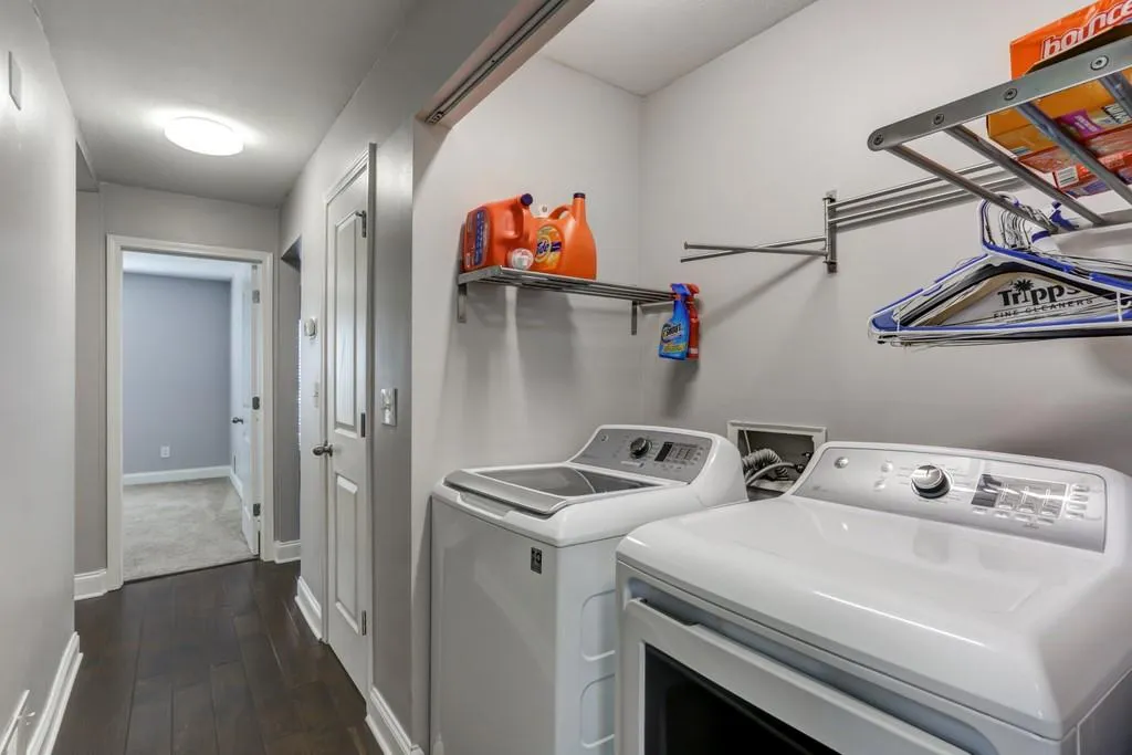 750 Dalrymple Road Unit D2, Sandy Springs, Georgia 30328, 3 Bedrooms Bedrooms, ,2 BathroomsBathrooms,Residential,Sold,750 Dalrymple Road Unit D2,6830576