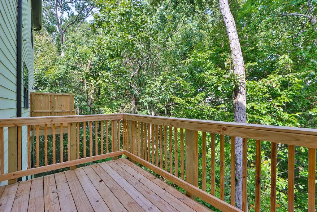 8039 Linfield Way, Sandy Springs, Georgia 30350, 3 Bedrooms Bedrooms, ,2 BathroomsBathrooms,Residential,Sold,8039 Linfield Way,7286199