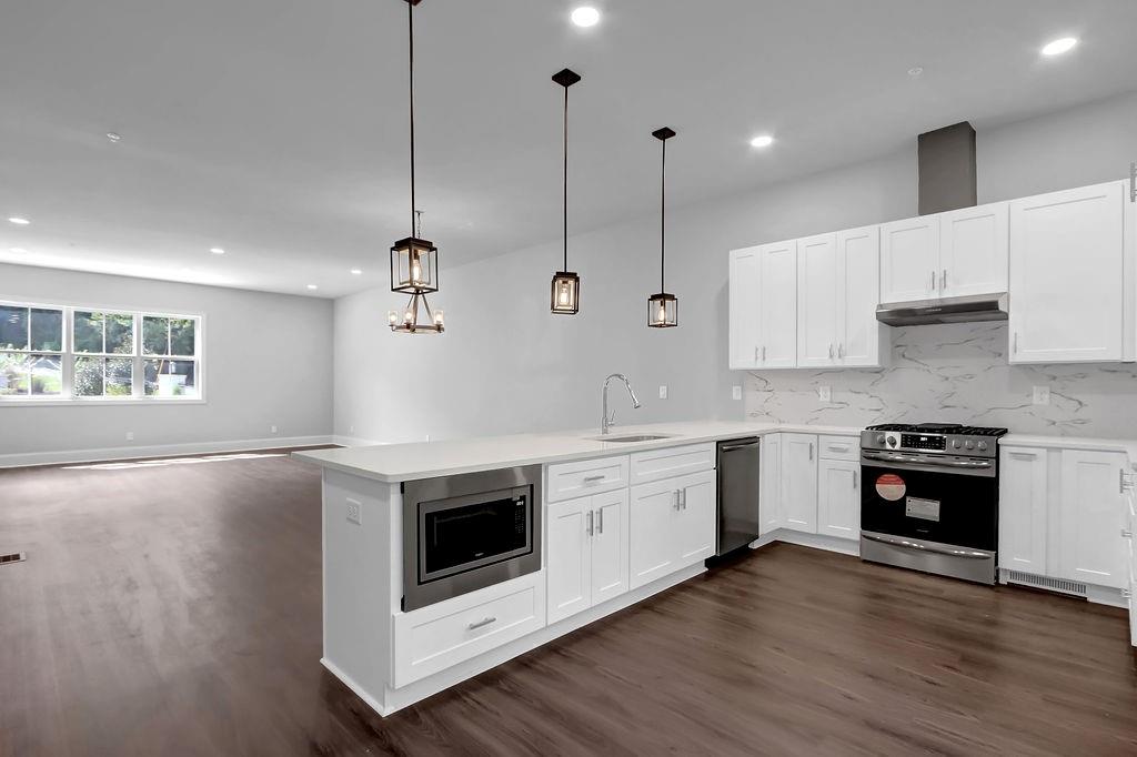 8039 Linfield Way, Sandy Springs, Georgia 30350, 3 Bedrooms Bedrooms, ,2 BathroomsBathrooms,Residential,Sold,8039 Linfield Way,7286199