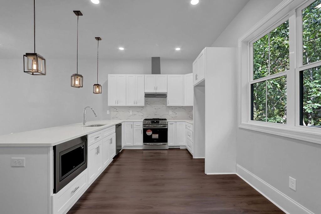 8039 Linfield Way, Sandy Springs, Georgia 30350, 3 Bedrooms Bedrooms, ,2 BathroomsBathrooms,Residential,Sold,8039 Linfield Way,7286199