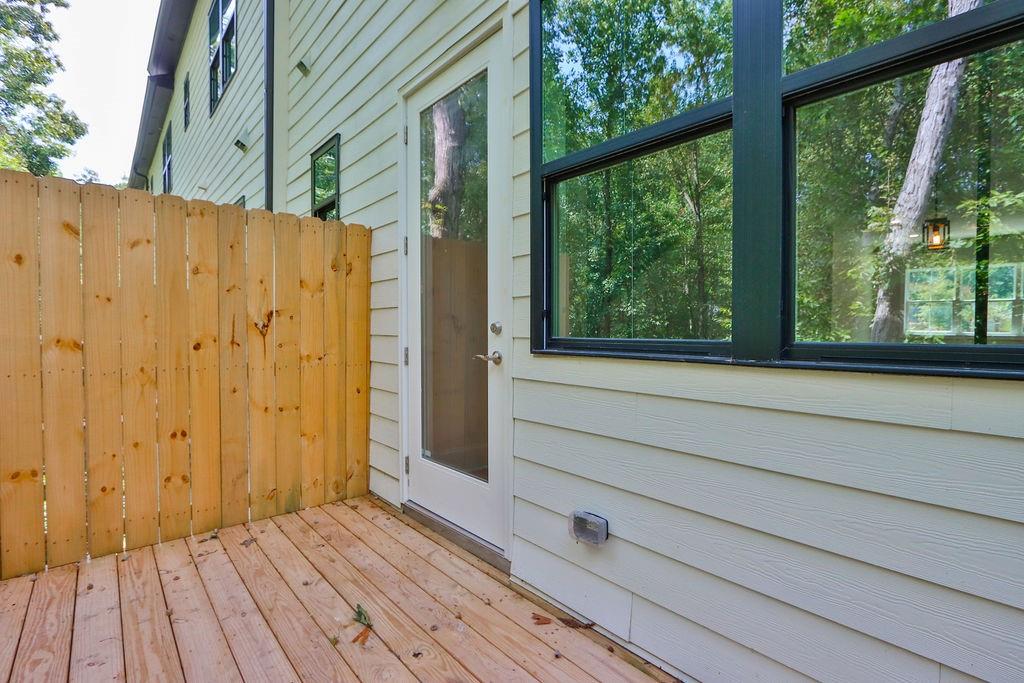 8039 Linfield Way, Sandy Springs, Georgia 30350, 3 Bedrooms Bedrooms, ,2 BathroomsBathrooms,Residential,Sold,8039 Linfield Way,7286199