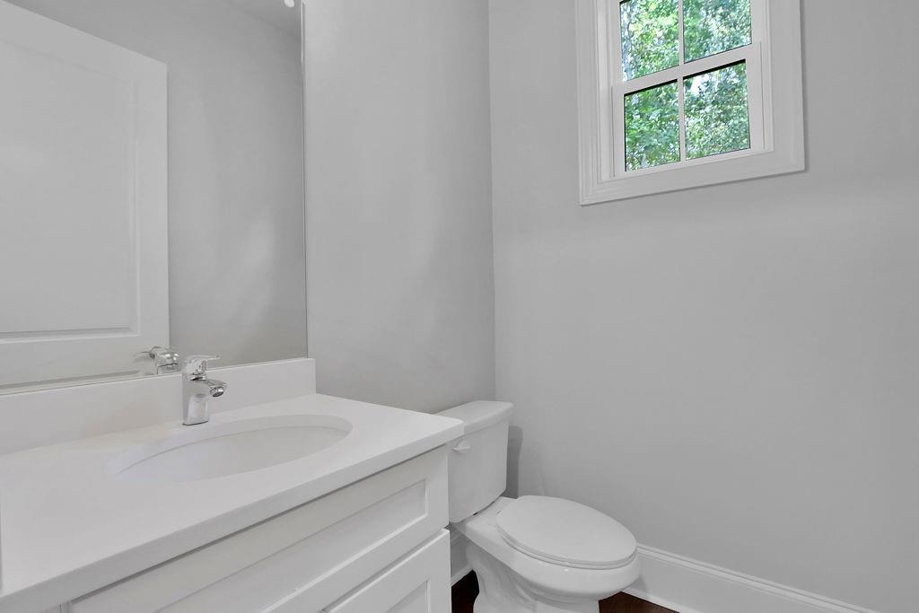 8039 Linfield Way, Sandy Springs, Georgia 30350, 3 Bedrooms Bedrooms, ,2 BathroomsBathrooms,Residential,Sold,8039 Linfield Way,7286199