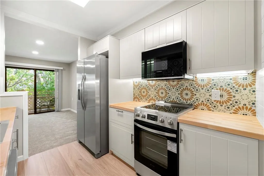 475 Mount Vernon Highway Ne Unit 226c, Atlanta, Georgia 30328, 1 Bedroom Bedrooms, ,1 BathroomBathrooms,Residential,For Sale,475 Mount Vernon Highway Ne Unit 226c,7639477
