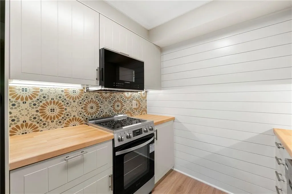 475 Mount Vernon Highway Ne Unit 226c, Atlanta, Georgia 30328, 1 Bedroom Bedrooms, ,1 BathroomBathrooms,Residential,For Sale,475 Mount Vernon Highway Ne Unit 226c,7639477