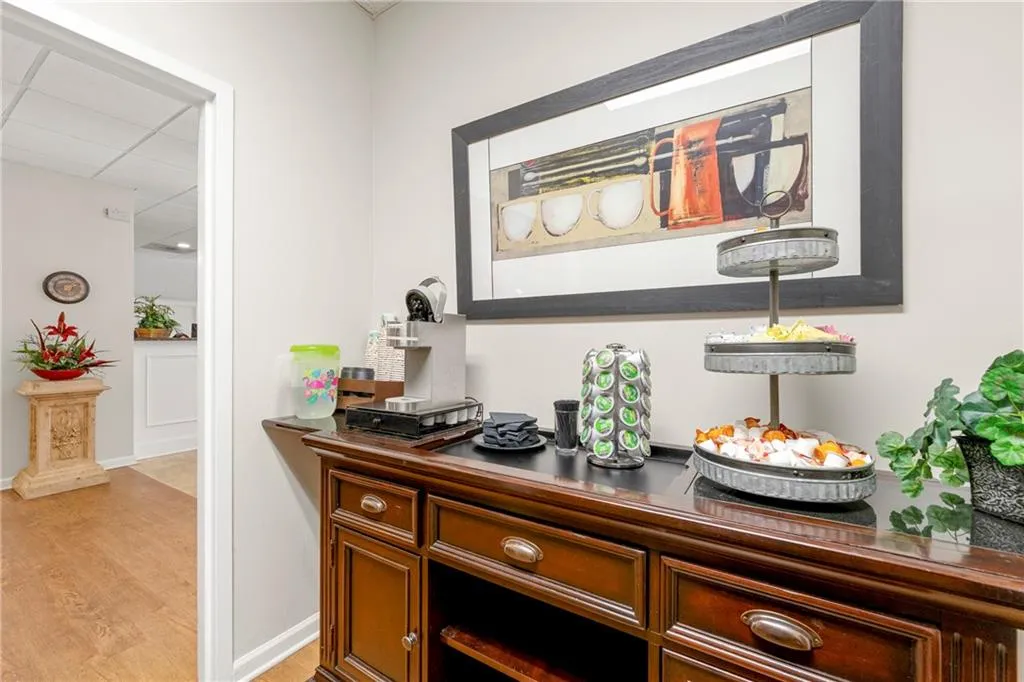 475 Mount Vernon Highway Ne Unit 226c, Atlanta, Georgia 30328, 1 Bedroom Bedrooms, ,1 BathroomBathrooms,Residential,For Sale,475 Mount Vernon Highway Ne Unit 226c,7639477