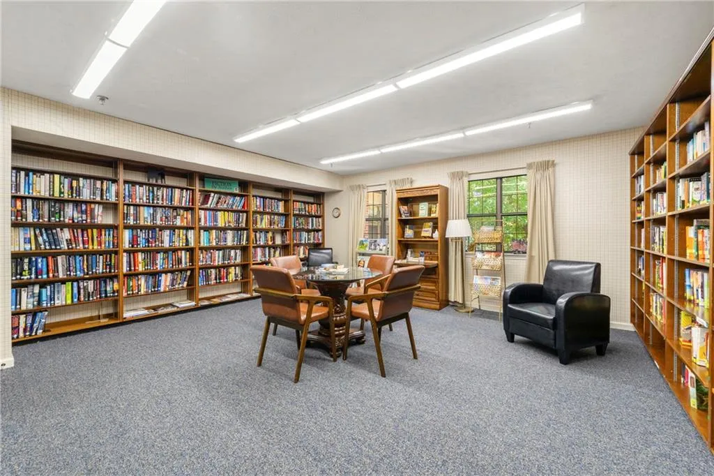475 Mount Vernon Highway Ne Unit 226c, Atlanta, Georgia 30328, 1 Bedroom Bedrooms, ,1 BathroomBathrooms,Residential,For Sale,475 Mount Vernon Highway Ne Unit 226c,7639477