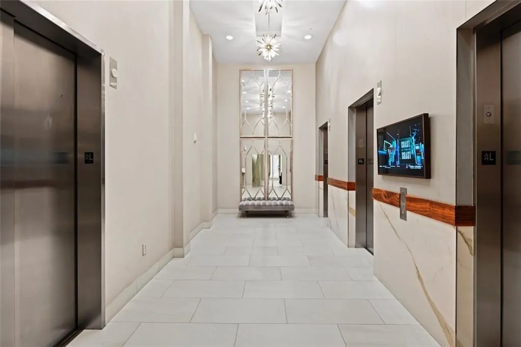 Elevator Lobby