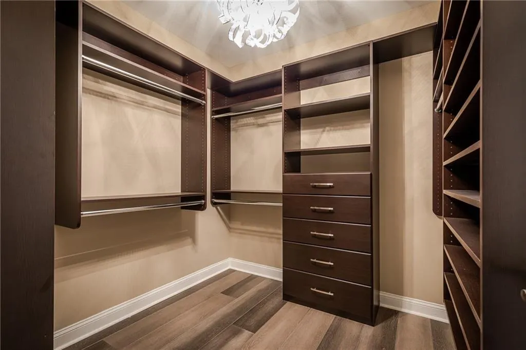 5415 Northland Drive Unit 204, Atlanta, Georgia 30342, 2 Bedrooms Bedrooms, ,2 BathroomsBathrooms,Residential,Sold,5415 Northland Drive Unit 204,6726414