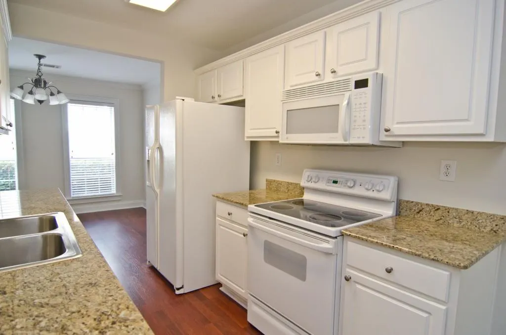 1004 Masons Creek Circle Unit 1004, Atlanta, Georgia 30350, 2 Bedrooms Bedrooms, ,2 BathroomsBathrooms,Residential,Sold,1004 Masons Creek Circle Unit 1004,5728423