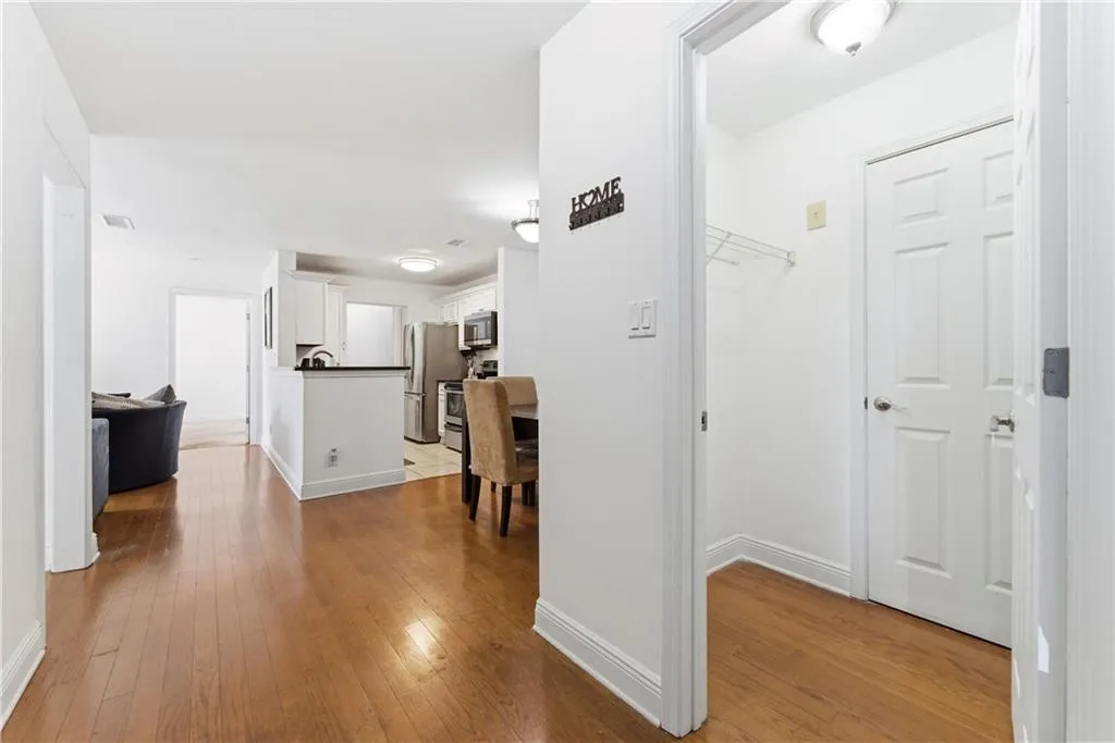 5205 Santa Fe Parkway, Sandy Springs, Georgia 30350, 2 Bedrooms Bedrooms, ,2 BathroomsBathrooms,Residential,For Sale,5205 Santa Fe Parkway,7688052